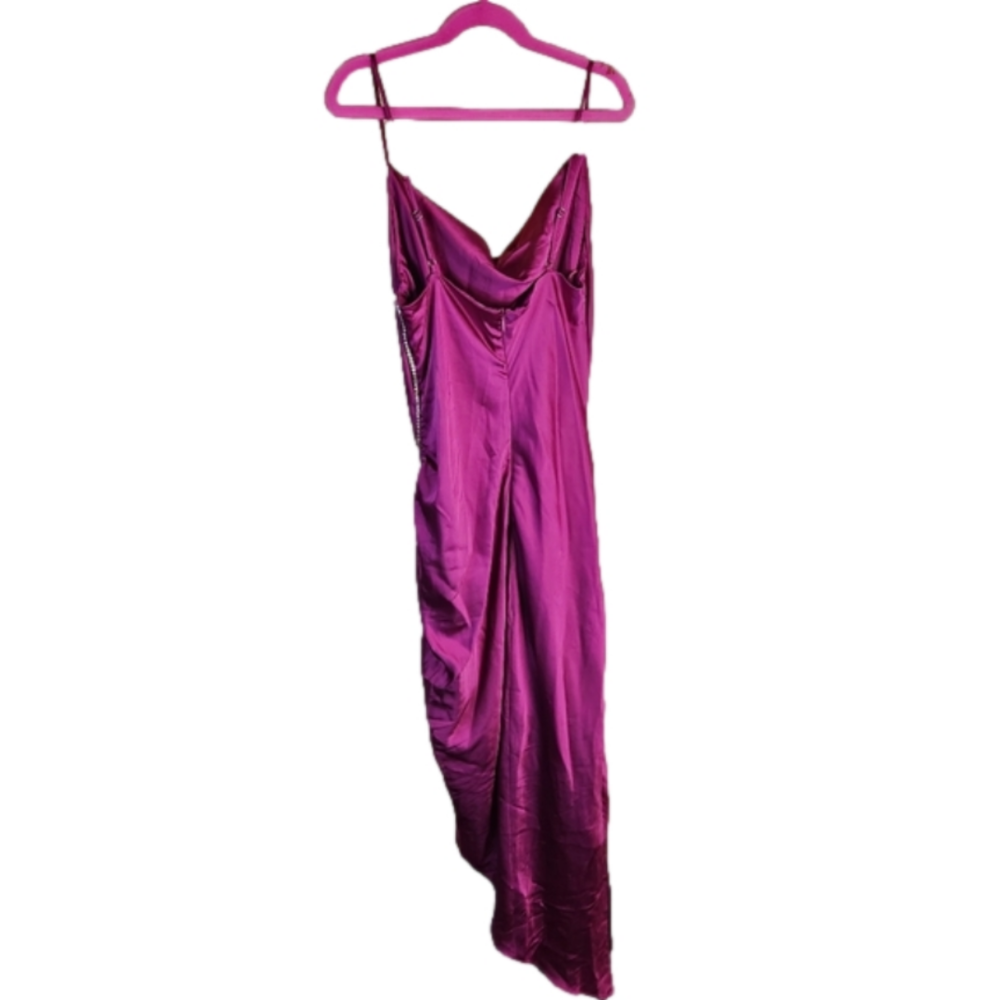 Revolve ASTR the label NWOT Anika Dress in Fuchsia Size Small - Picture 2 of 13